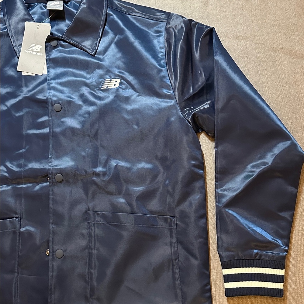 New Balance Greatest Hits Coaches Jacket NWT S - Picture 3 of 4